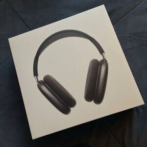 Airpod Maxes with Smart Case Black Color